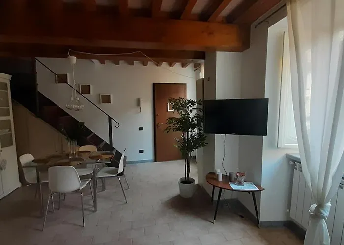 Apartment Il Nido Dell'arancio Carrara